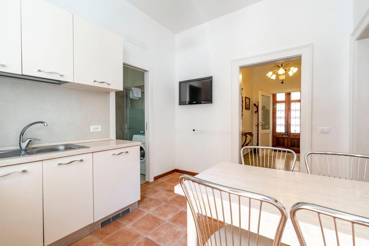 Queen House Venezia Εξωτερικό φωτογραφία