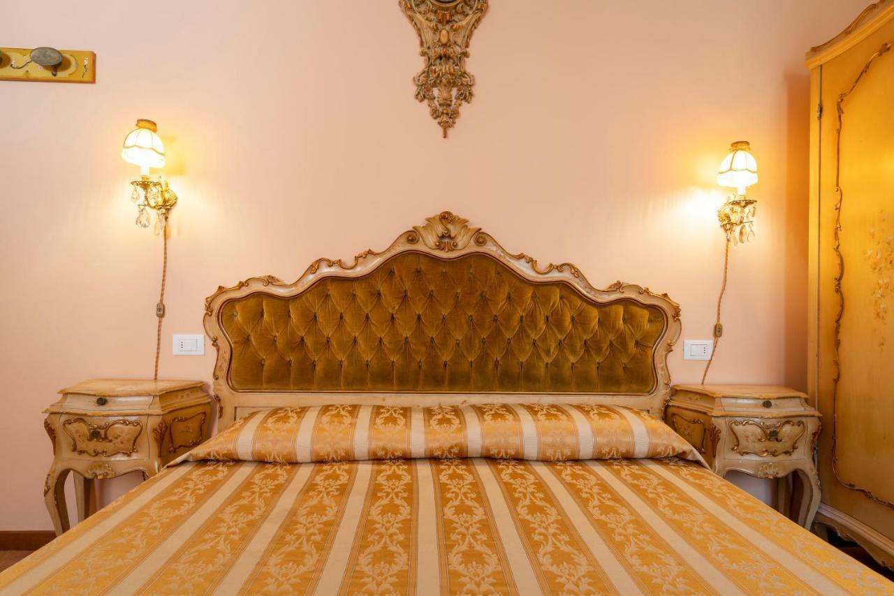 Queen House Venezia Εξωτερικό φωτογραφία