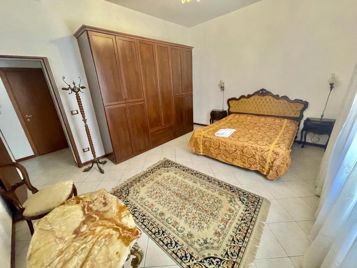 Queen House Venezia Εξωτερικό φωτογραφία